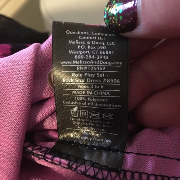 Melissa & Doug Rockstar costume ages 3-6 - Picture 4 of 5